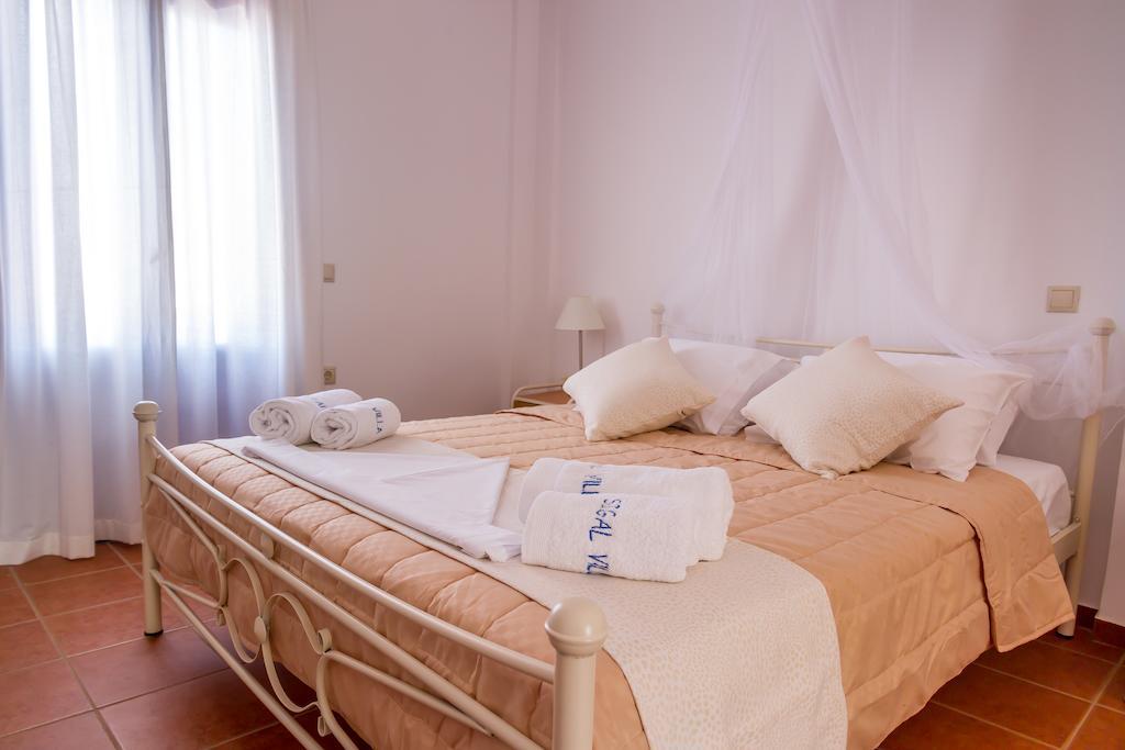 Sigal Villa Akrotiri  Room photo